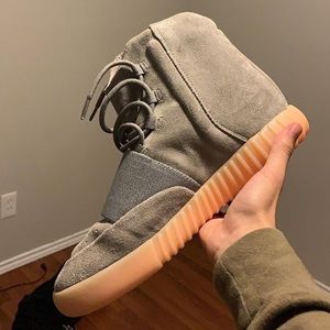 Yeezy 750’s Grey Glow In The Dark